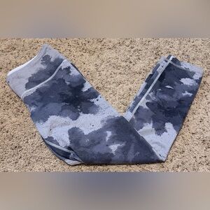 Lululemon Wunder Under Pants Size: 6  Floral Platoon Silver Spoon